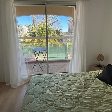 Apartment T2 Et Plages A 300 Metres