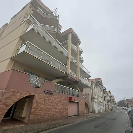 T2 Et Plages A 300 Metres 아파트 *